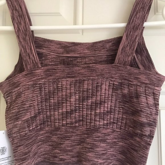 NWT Athleta Revolve Seamless Cami Size Small - Picture 7 of 9